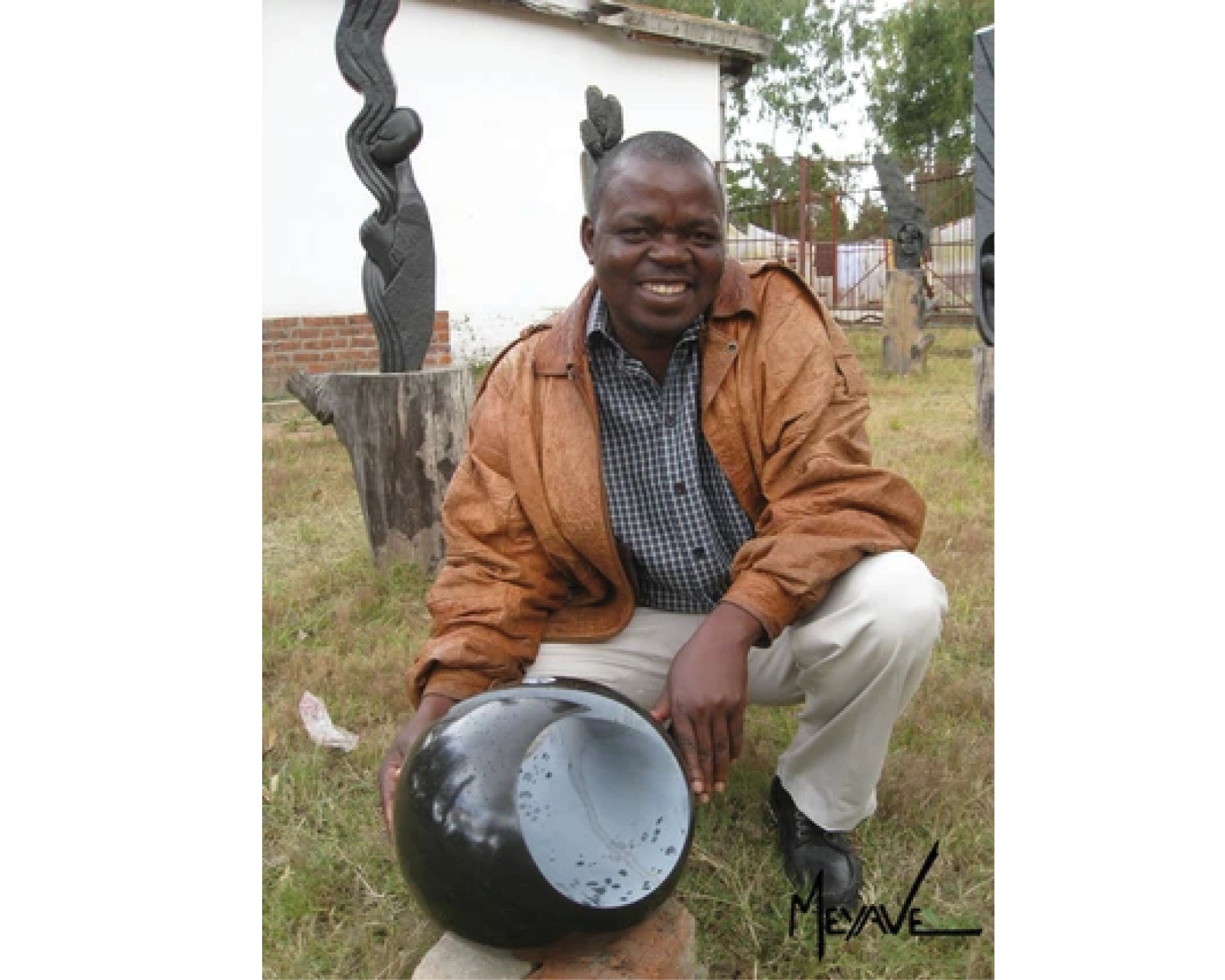 Artist Spotlight: Nesbert Mukomberanwa